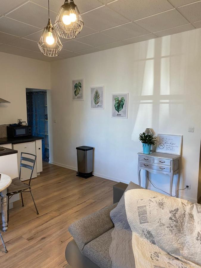 Appartement Cosy En Rdc Remoulins Bagian luar foto